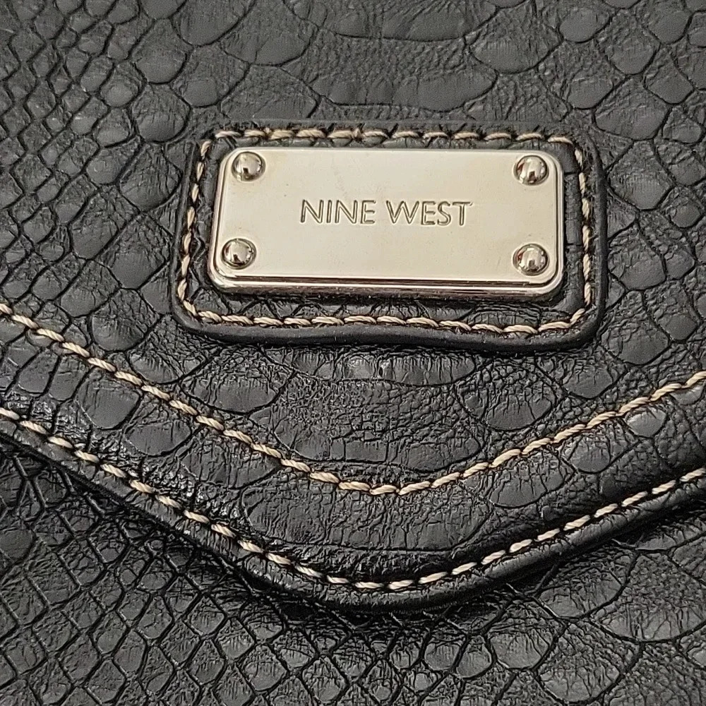 Nine West Shoulder Bag - Picture 2 of 4